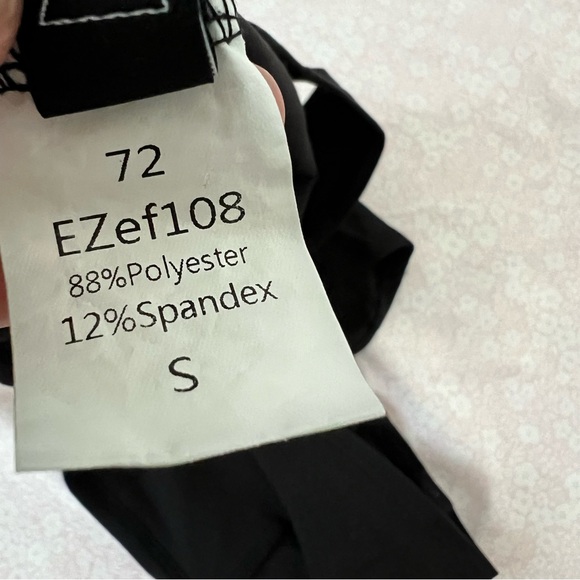 Open-back Solid Tee - Picture 4 of 4